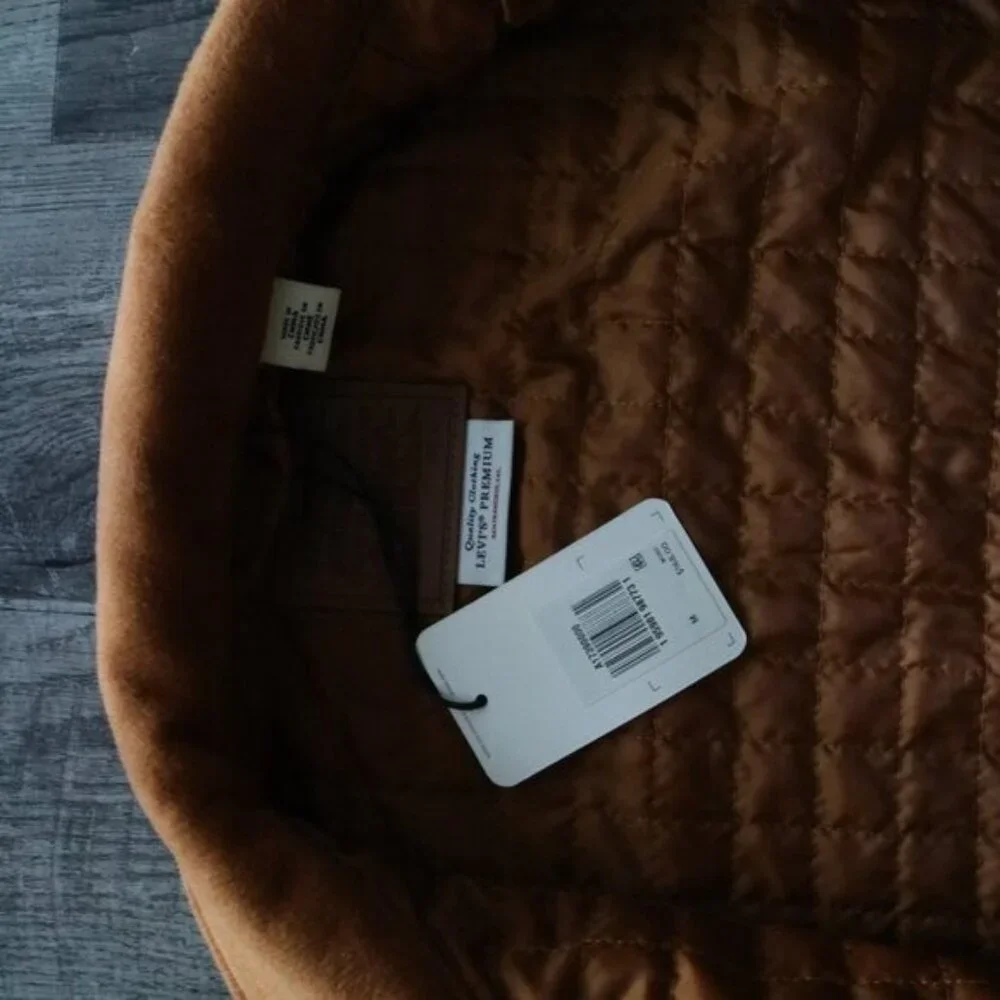 NWT Levi's Varsity Cozy Wool Trucker Jacket in Glazed Ginger Size Medium - Picture 7 of 8